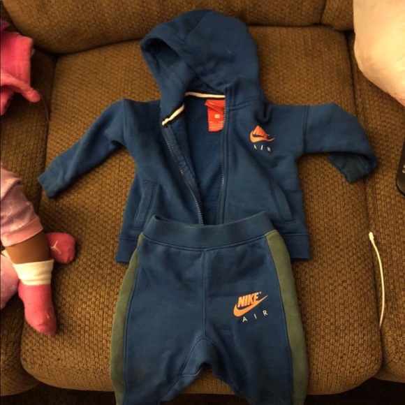 baby blue nike jogging suit